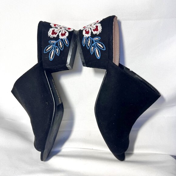 Restricted Women's Slip On Block 2 1/2" Heels-Black Floral Embroidered-Open Toe - Picture 3 of 16